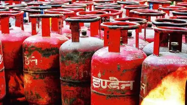 cylinder-price-hike-25-rs-in-august-21