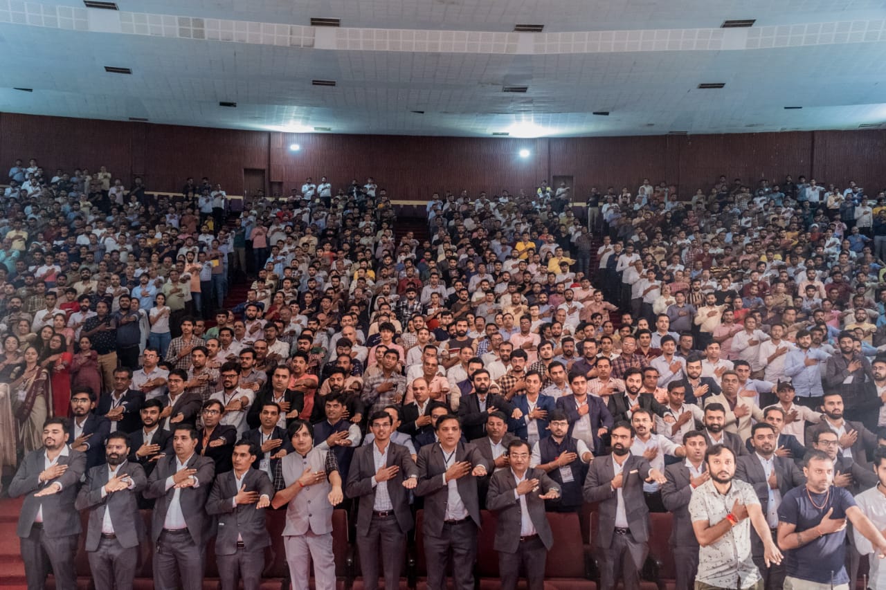 યુવાધન સમા યુવાનો માટે સુરત ખાતે ‘યુવા સંવાદ’ કાર્યક્રમનું થયું આયોજન