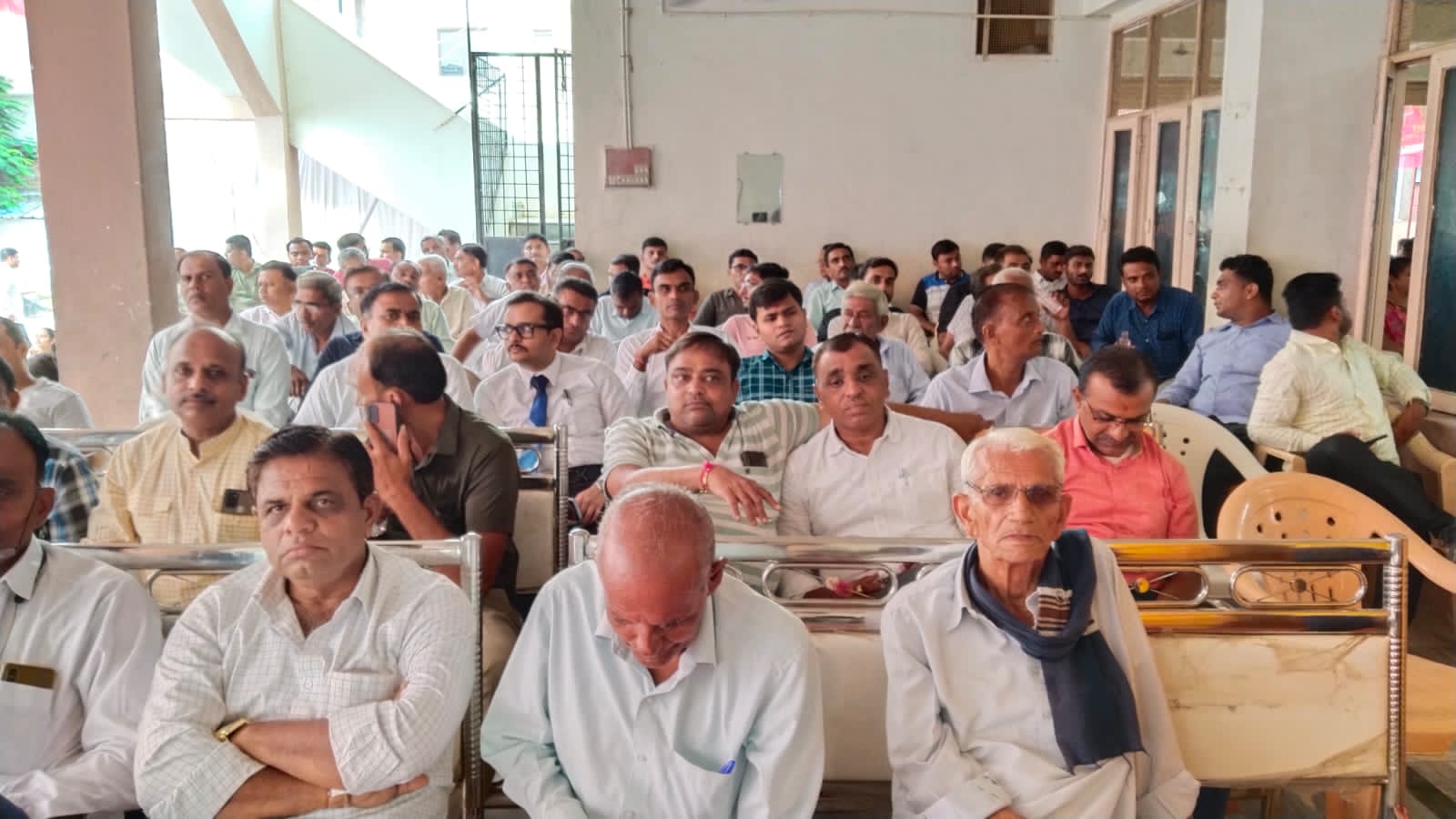 મહીસાગરમાં માનવ મહેરામણ ઉમટિયું...લુણાવાડા ખાતે યોજાયો યુવા સંવાદ
