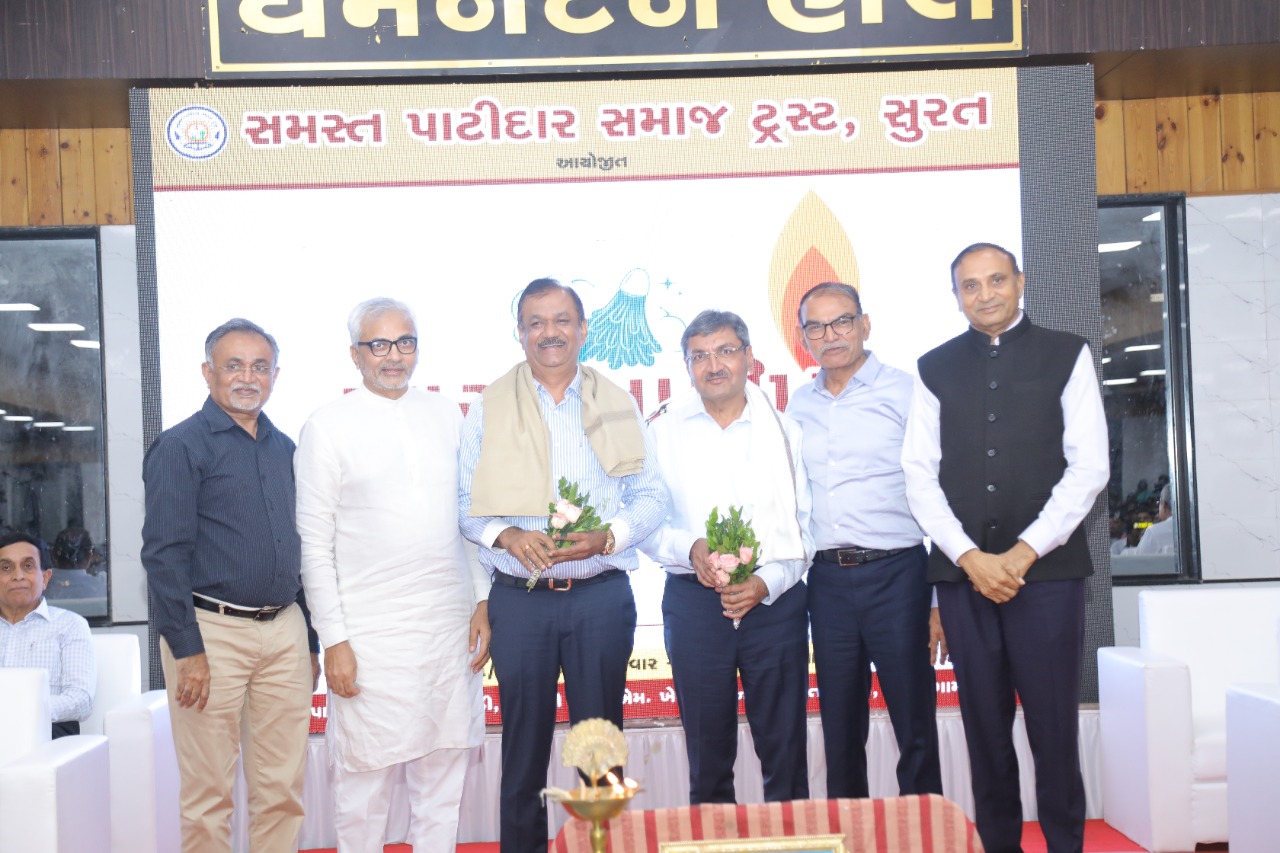 સુરતમાં ઘરેથી ડોર ટુ ડોર કચરો એકત્રિત કરનારા 1400 સભ્યોને પ્રથમ વખત સન્માનિત કરાયા