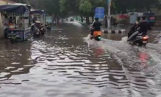 રાજકોટના ધોરાજીમાં જળબંબાકાર વરસાદ, 2 ઈંચ ખાબક્યો 