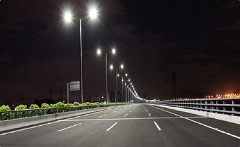 22052025-highway-light-umra-velajna-pardi-kamrej